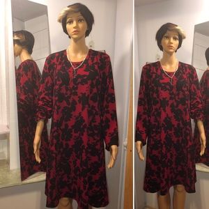 Eupio- Black And red Dress